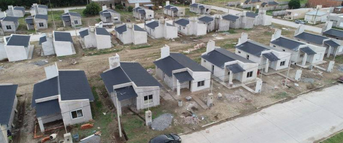 Avanza la construcción del Barrio Luz y Fuerza